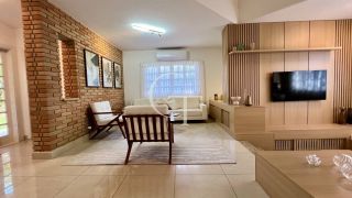 Casa à Venda no Condomínio Campos de Santo Antônio I em Itu | 3 Dormitórios, Piscina Aquecida e Espaço Gourmet