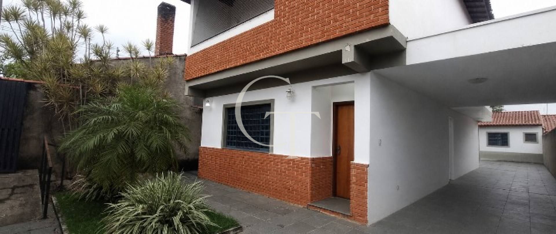 Excelente casa para locacao no bairro Brasil  3 suítes