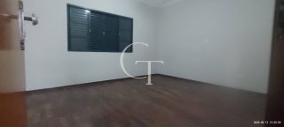 Excelente casa para locacao no bairro Brasil  3 suítes