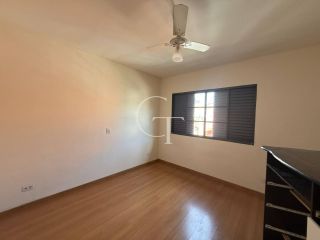 Excelente casa para locacao com 3 dormitórios com 1 suíte