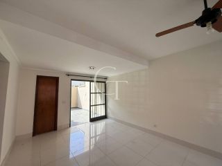 Excelente casa para locacao com 3 dormitórios com 1 suíte