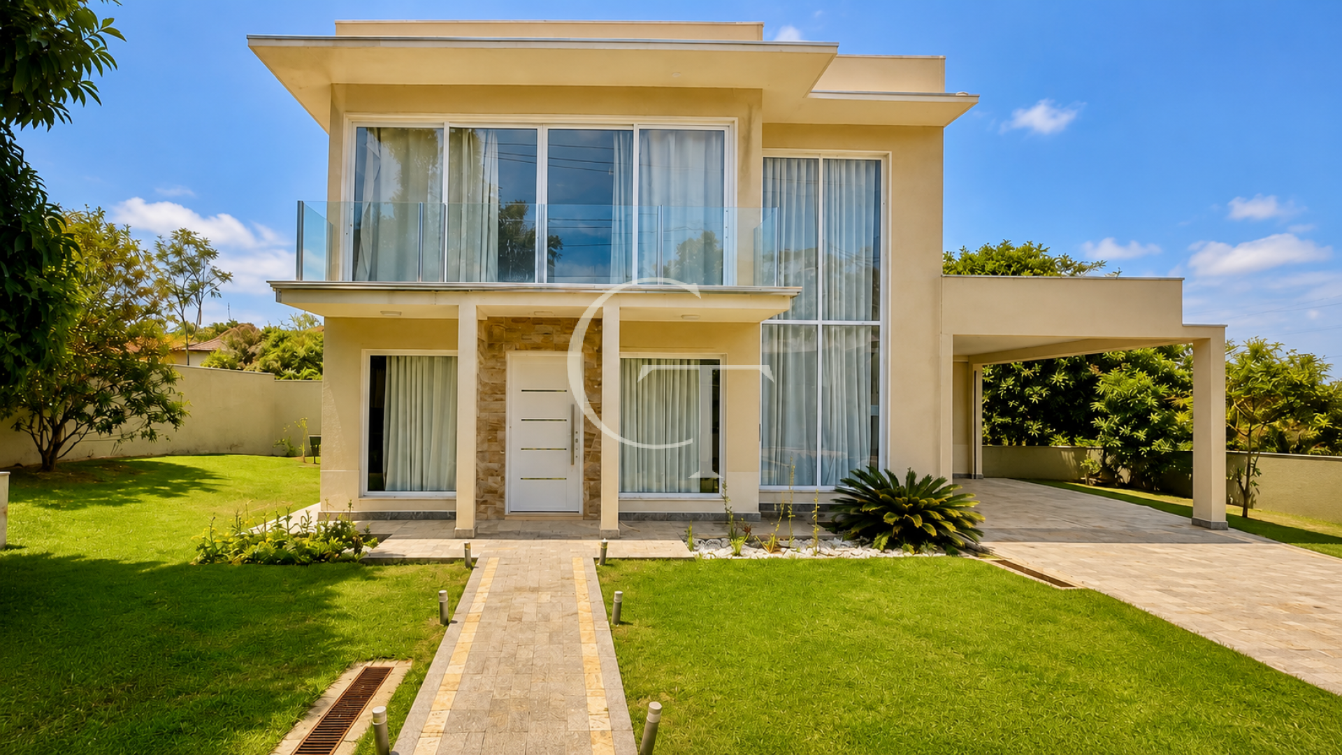 Casa Exclusiva no Condomínio Chácaras Flórida em Itu | 3 Suítes, Energia Solar, Poço Artesiano e Terreno de 1.300 m²