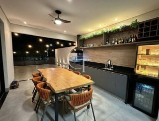 Casa Térrea à Venda no Condomínio Gardenville em Itu | 3 Suítes, Piscina Aquecida e Vista Permanente para Área Verde