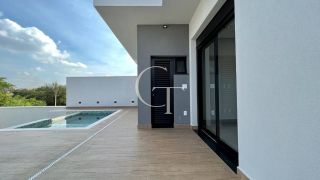 Casa Térrea à Venda no Condomínio Gardenville em Itu | 3 Suítes, Piscina Aquecida e Vista Permanente para Área Verde