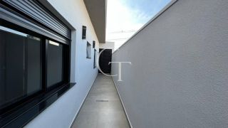 Casa Térrea à Venda no Condomínio Gardenville em Itu | 3 Suítes, Piscina Aquecida e Vista Permanente para Área Verde