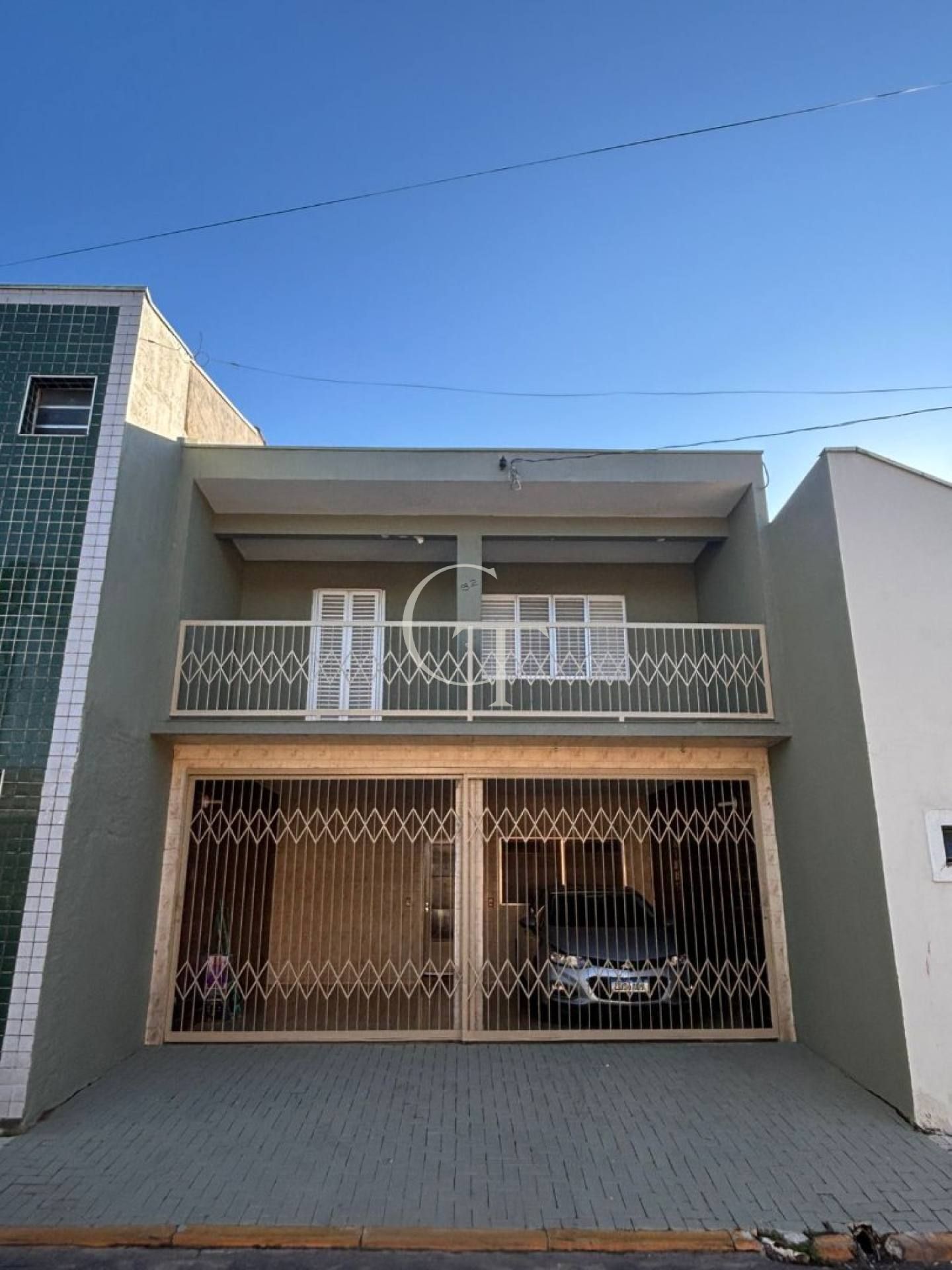 Casa a venda na cidade de Salto com 4 dormitorios