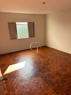 Casa a venda na cidade de Salto com 4 dormitorios