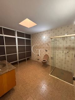 Casa a venda na cidade de Salto com 4 dormitorios