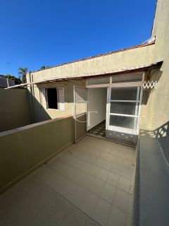 Casa a venda na cidade de Salto com 4 dormitorios