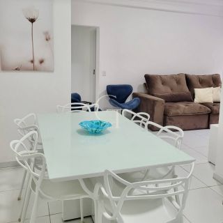 Apartamento à Venda no Guarujá | 3 Dormitórios, 1 Suíte, 2 Vagas e Lazer Completo a 1 Quadra da Praia