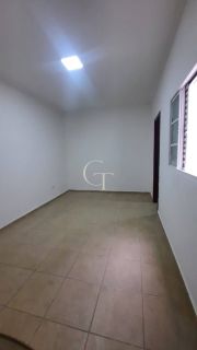 Casa para locacao 3 quartos sendo uma suíte  no bairro jd Corazza