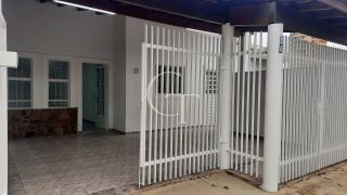 Casa para locacao 3 quartos sendo uma suíte  no bairro jd Corazza