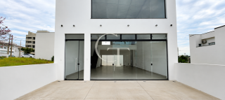 Galpão Comercial para Locação | Pé-direito Duplo | 200 m² | Itu Novo Centro