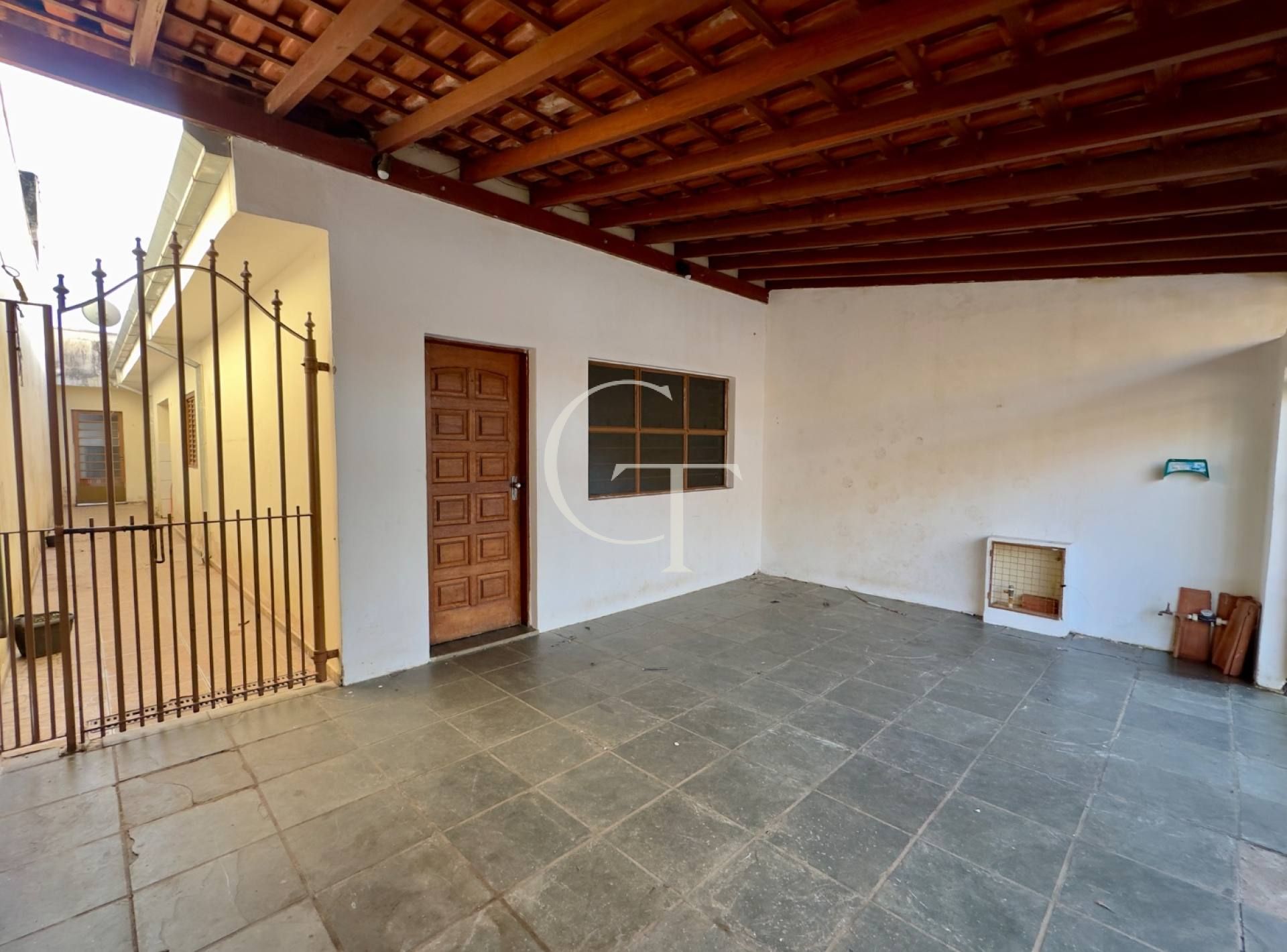Casa Para Alugar com 02 quartos no bairro Jardim Aeroporto I em Itu