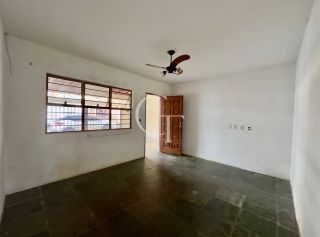 Casa Para Alugar com 02 quartos no bairro Jardim Aeroporto I em Itu