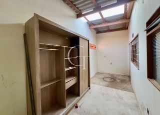 Casa Para Vender com 02 quartos no bairro Jardim Aeroporto I em Itu