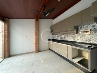 Casa para vender com 2 quartos sendo 01 suite no condomínio Villagios Itália em Itú .