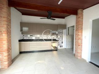 Casa para vender com 2 quartos sendo 01 suite no condomínio Villagios Itália em Itú .