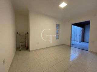 Casa para vender com 2 quartos sendo 01 suite no condomínio Villagios Itália em Itú .