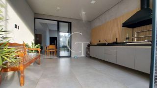 Casa a venda no Condomínio Reserva Saint Paul  3 suítes