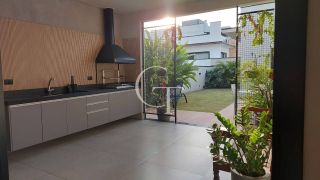 Casa a venda no Condomínio Reserva Saint Paul  3 suítes