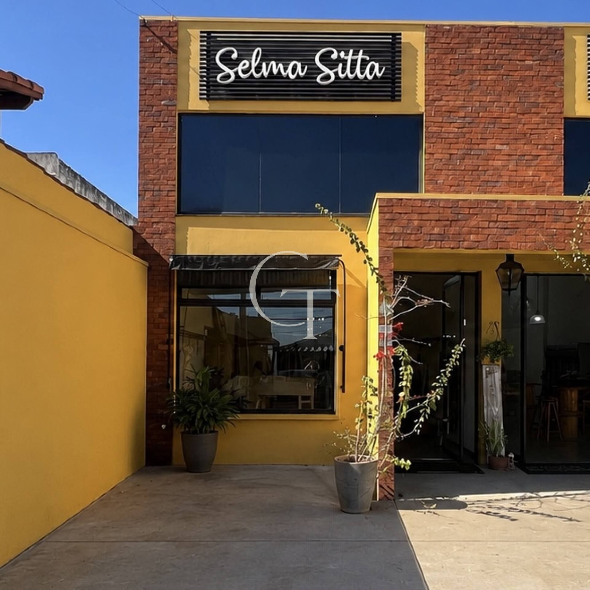 Salão Comercial para Locação no Bairro São Luiz em Itu com 99 m² e 4 Vagas