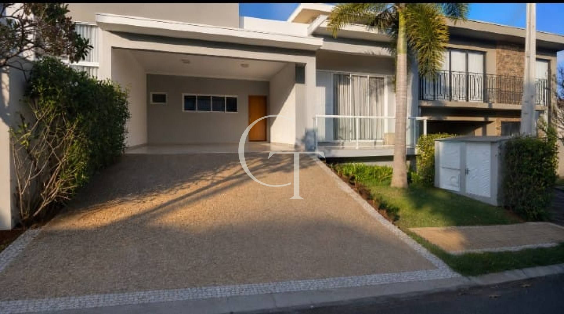 Casa para locacao Condomínio Residencial Mont Blanc  com 3 suítes