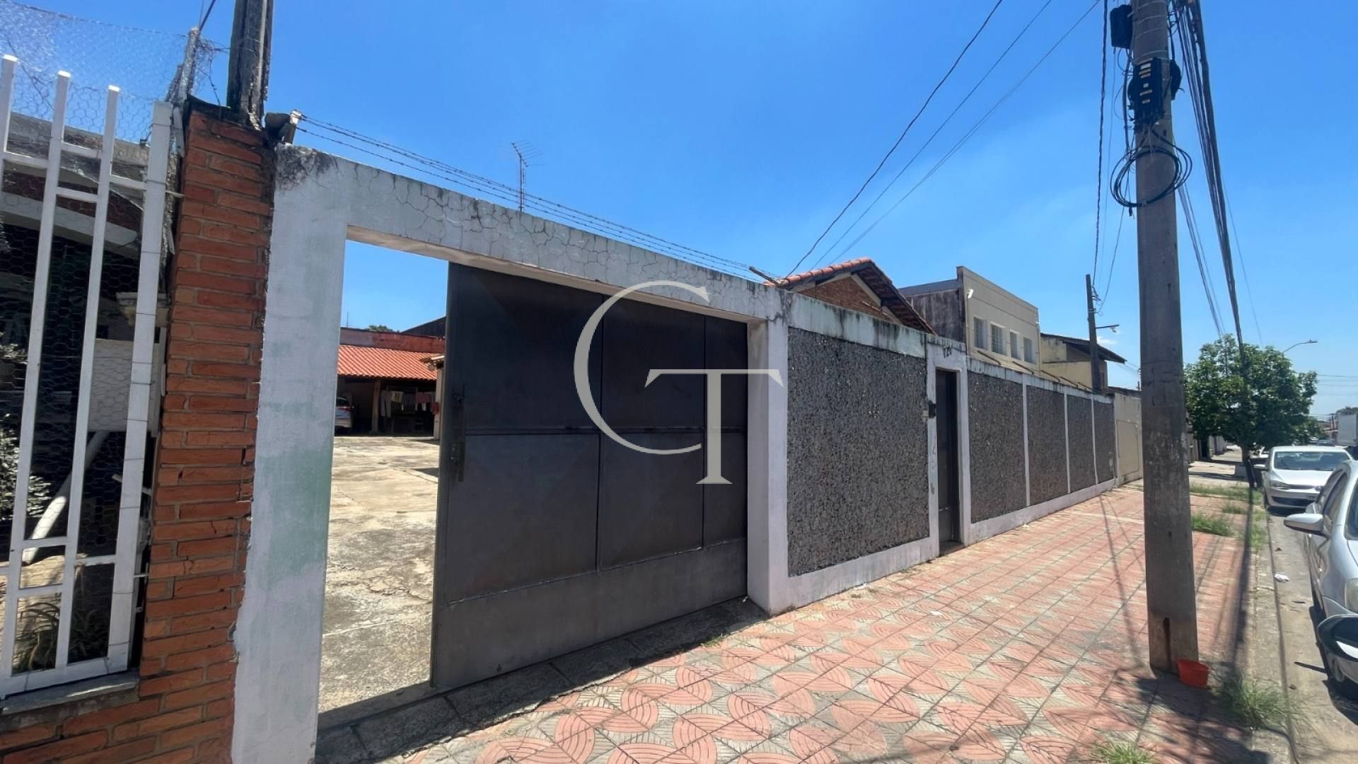 Casa à venda em Itu com 500 m² de terreno, área gourmet e aceita permuta de até 40%