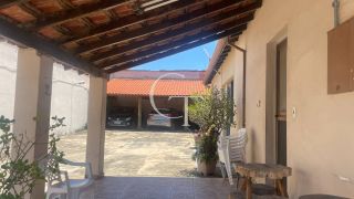 Casa à venda em Itu com 500 m² de terreno, área gourmet e aceita permuta de até 40%