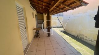 Casa à venda em Itu com 500 m² de terreno, área gourmet e aceita permuta de até 40%