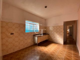 Casa Para Vender com 01 quarto no Jardim Saltense / Salto
