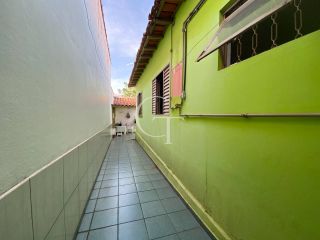 Sobrado para Vender com 04 quartos sendo 01 suíte - Vila Romão em Salto