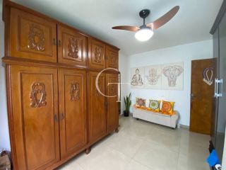 Sobrado para Vender com 04 quartos sendo 01 suíte - Vila Romão em Salto