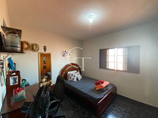 Sobrado para Vender com 04 quartos sendo 01 suíte - Vila Romão em Salto