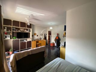 Sobrado para Vender com 04 quartos sendo 01 suíte - Vila Romão em Salto