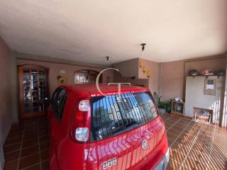 Sobrado para Vender com 04 quartos sendo 01 suíte - Vila Romão em Salto