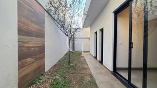 Casa para Locação no Condomínio Garden Ville em Itu | 3 Dormitórios, Suíte, Área Gourmet, Ar-Condicionado e Quintal