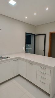 Casa para Venda com 03 Quartos sendo 01 Suíte - Jardim Paulista II