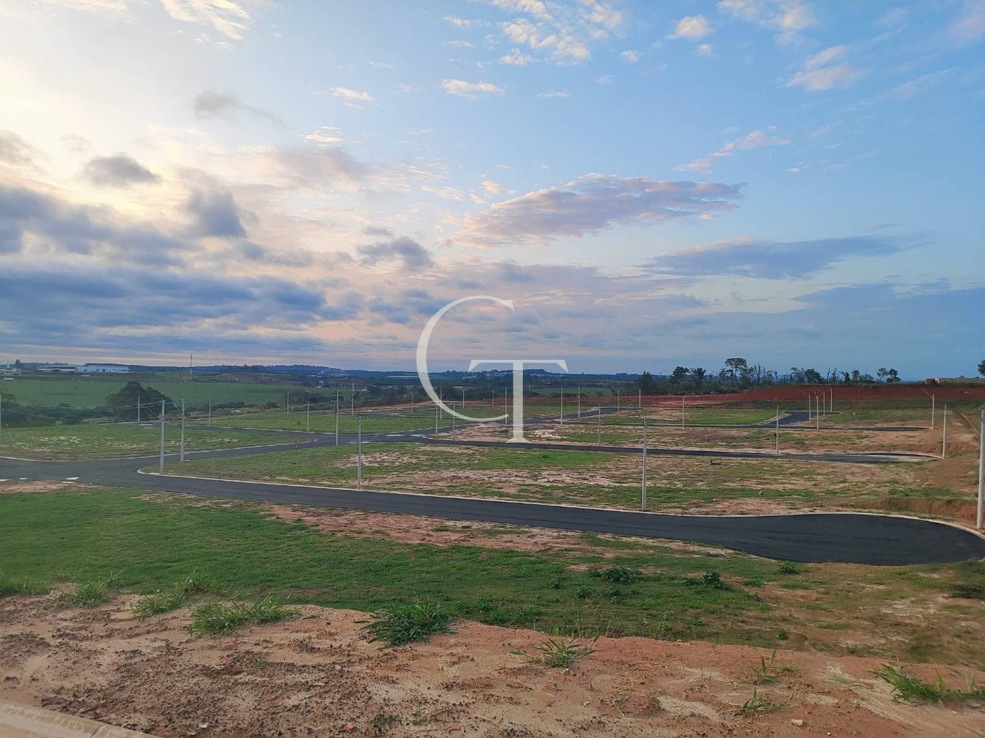 Lote / Terreno  Residencial Paulo Japur- Moradas dos Ipês