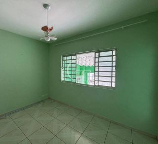 Casa Para Vender com 02 quartos no bairro Jardim Novo Itu