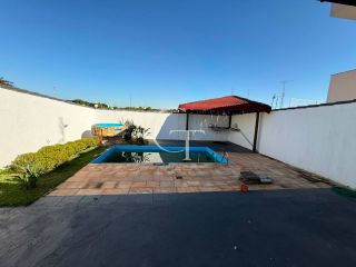 Casa Comercial para Locação com até 6 Salas, Piscina e 3 Vagas