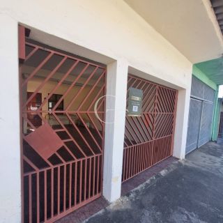 Casa a Venda com 02 Quartos - Parque Industrial