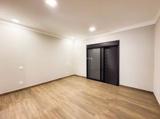 Casa Para Vender com 04 suítes no Residencial Saint Paul em Itu