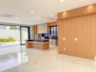 Casa Para Vender com 04 suítes no Residencial Saint Paul em Itu
