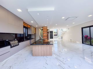 Casa Para Vender com 04 suítes no Residencial Saint Paul em Itu