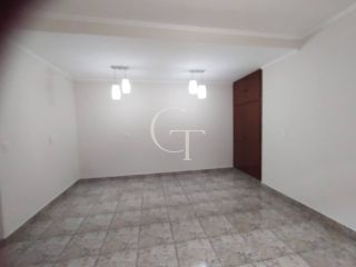 Casa Para Vender com 03 quartos 01 suíte no bairro Vila Nova em Itu