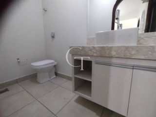 Casa Para Vender com 03 quartos 01 suíte no bairro Vila Nova em Itu