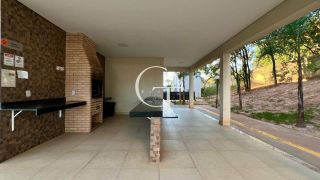 Apartamento à Venda no Condomínio Residencial La Castelle com 2 Dormitórios e com  Elevador