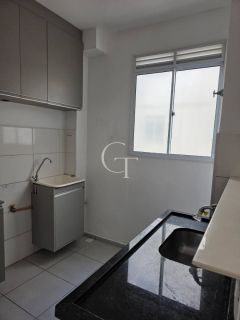 Apartamento à Venda no Condomínio Residencial La Castelle com 2 Dormitórios e com  Elevador