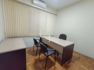 Casa Comercial Mobiliada para Locação no Bairro Brasil em Itu | Escritório Pronto com 5 Salas, Ar-Condicionado e Sistema de Segurança